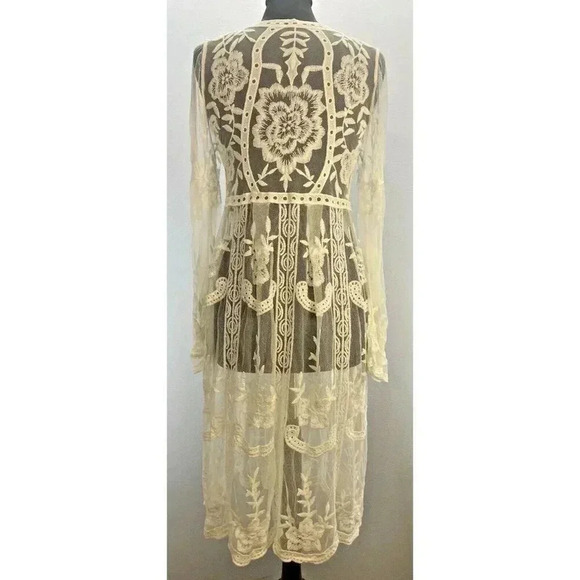 Beautiful CHELSEA & VIOLET Cream Dress - No Label, No Tag - Size M - Picture 4 of 11